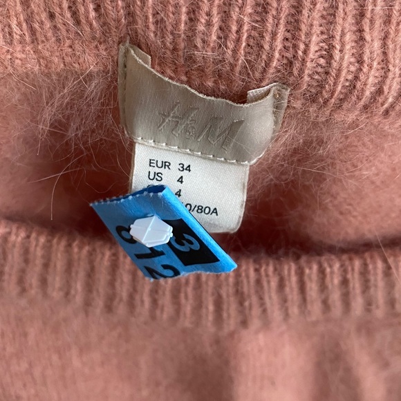 H&M rust fuzzy sweater size 4 - Picture 7 of 7